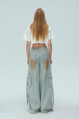 White 'KISS ME' Logo Print Crop Tee