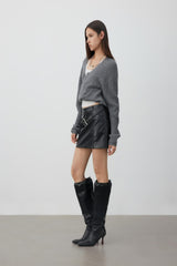 Off-shoulder color-block twisted two-tone knit top
