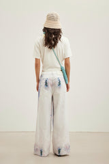 Lace logo patch detail knot-front short-sleeve top