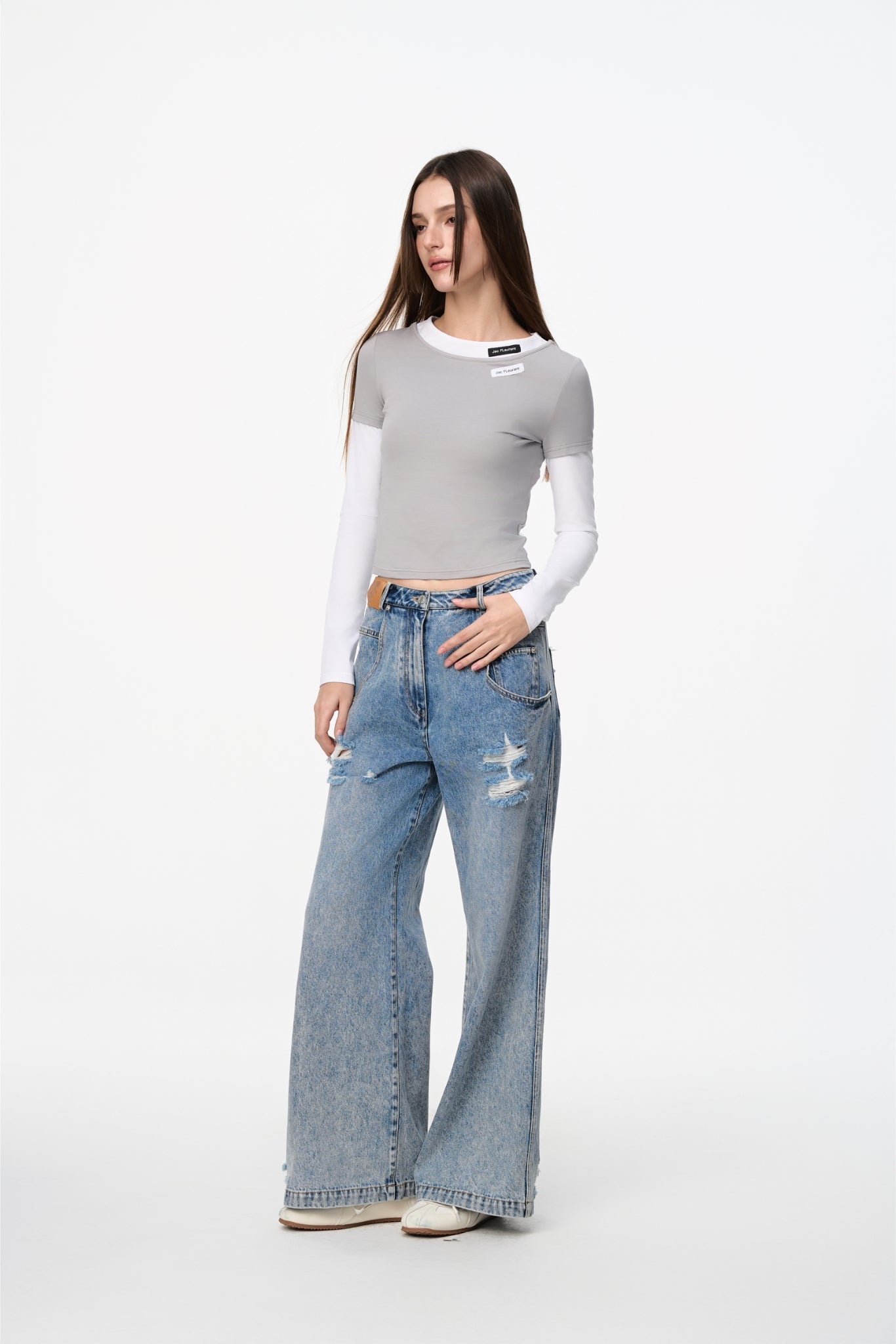 Grey & White Color Block Label Long Sleeve Top