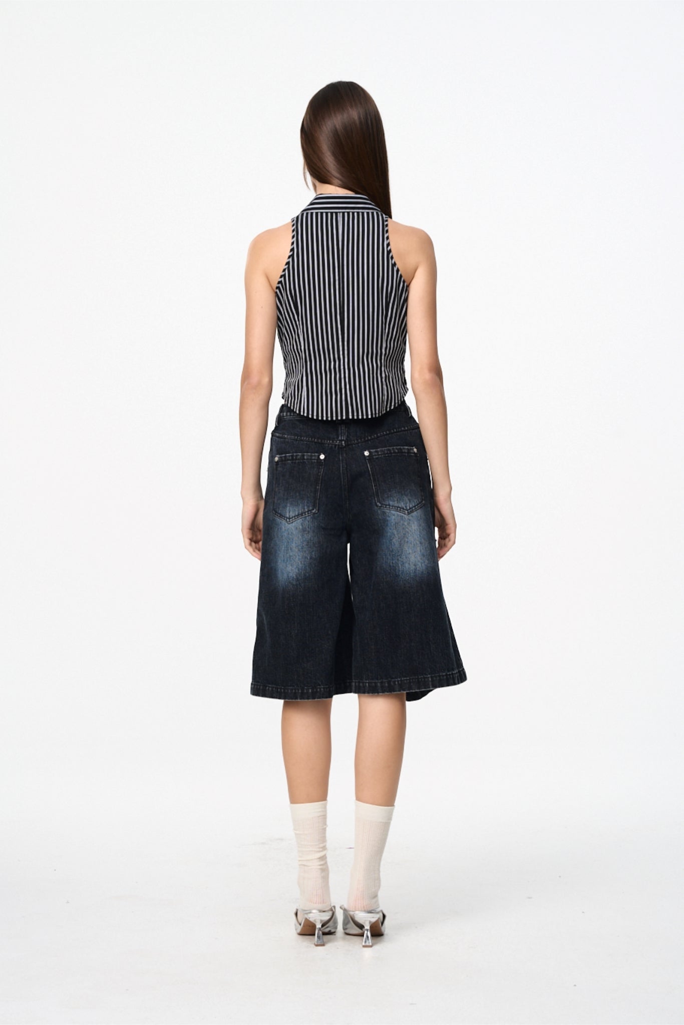 Black & Grey Stripe Lace-Up Sleeveless Top