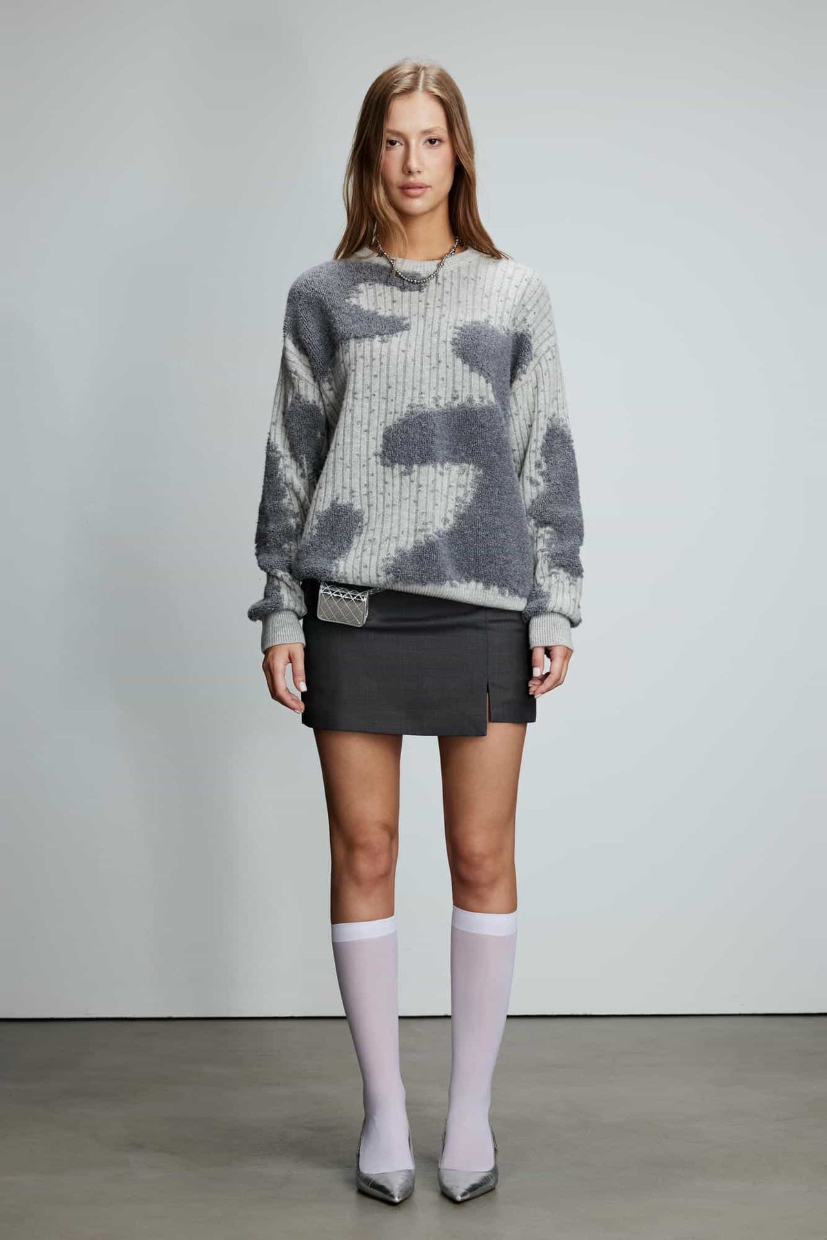 Color Block Loop Jacquard Round Neck Pullover